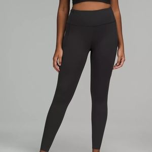 Lululemon Fast & Free High Rise Tights 28"  Size 6, Black